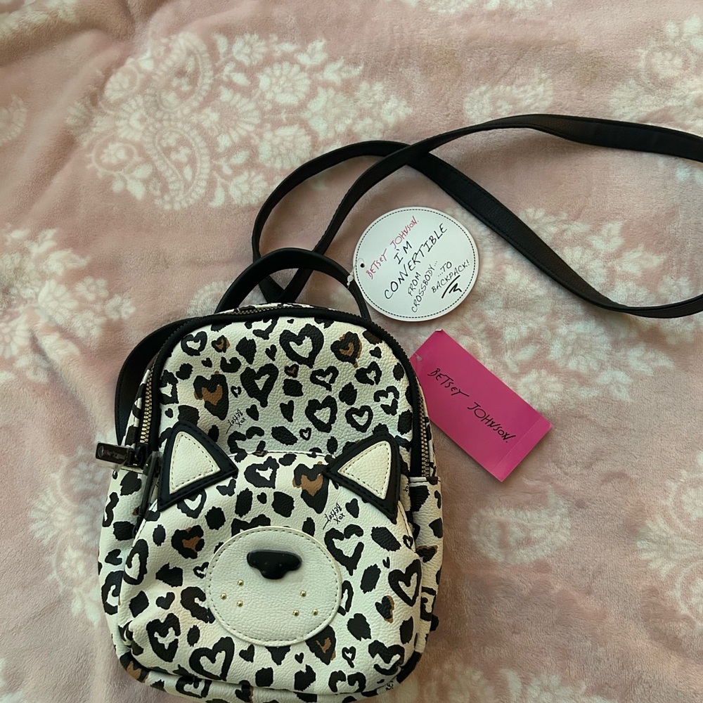 NWT! Convertible Betsey Johnson Black and White Crossbody Bag